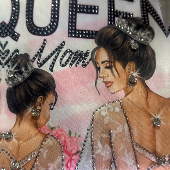 Womens Graphic Tee White Rhinestone Queen Like Mom T Shirt NWT Size Small Bling - Picture 8 of 8